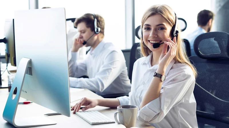 Liên hệ nhà cái Bet168 giải đáp thắc mắc trong giây phút