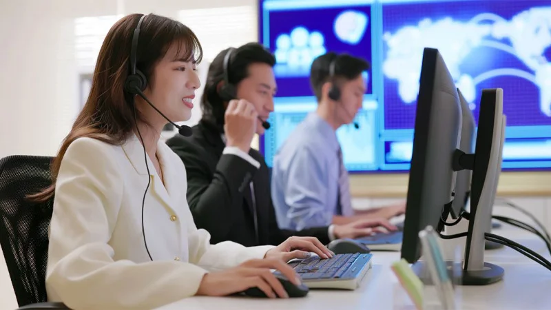 Liên hệ Bet168 qua số Hotline giải đáp thắc mắc ngay tức thì